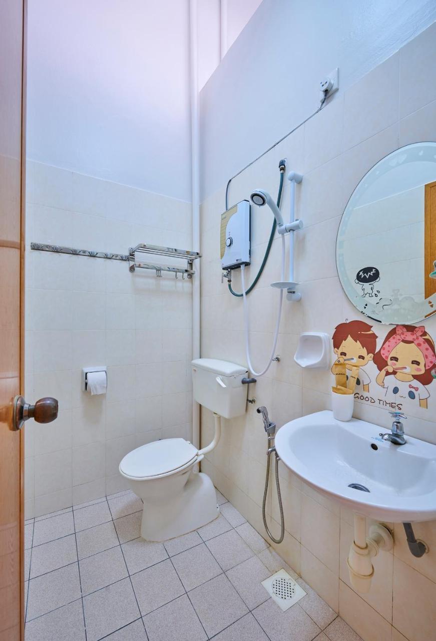 Esdi Homestay Malacca Luaran gambar